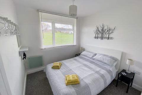 2 bedroom chalet for sale, Sandown Bay Holiday Centre, Yaverland Road