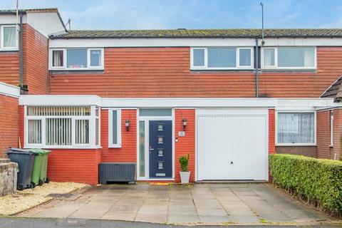 3 bedroom terraced house for sale, Cleeve Close, Church Hill South, Redditch, Worcestershire, B98