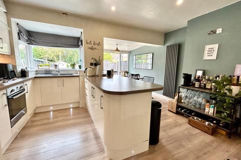 19 Amberley Road, Olton, Solihull, B92 7NP