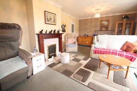 2 bedroom detached bungalow for sale - Frogmore Road, Westbury