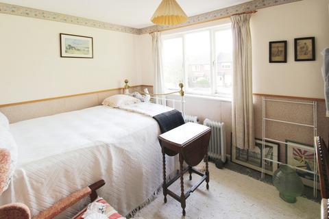 23 Frampton Close, Eastleaze, Swindon, SN5 7EN