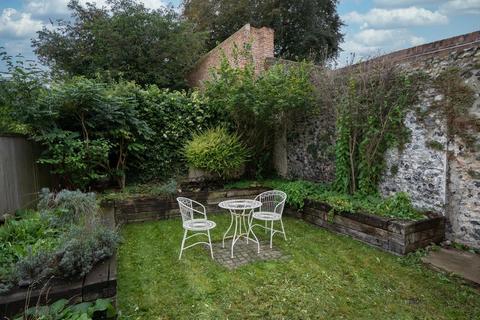 74 Bracondale, Norwich, NR1 2BE