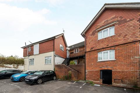 1 bedroom flat for sale, Amblefield Court, Northchapel, Petworth, West Sussex, GU28