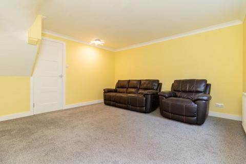21 Hill View, Whyteleafe, CR3 0HE
