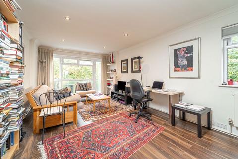 1 bedroom apartment for sale, Haslemere Road, Crouch End N8