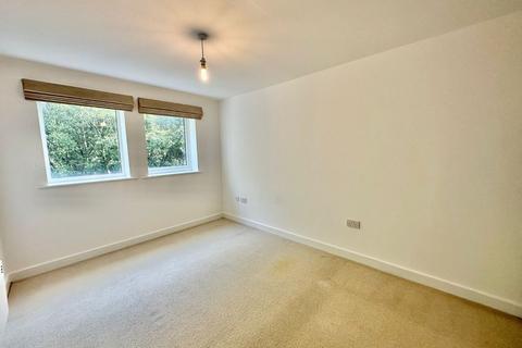 1 bedroom flat to rent, Thwaite Court, Cornmill View, Horsforth, Leeds, LS18