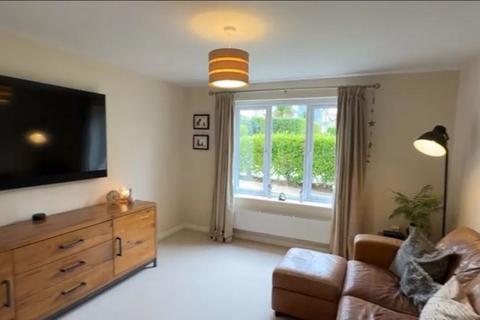 15 Trevince Road, Carnon Downs, Truro, TR3 6FN