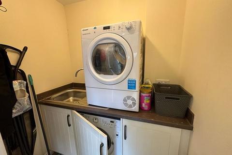 15 Trevince Road, Carnon Downs, Truro, TR3 6FN