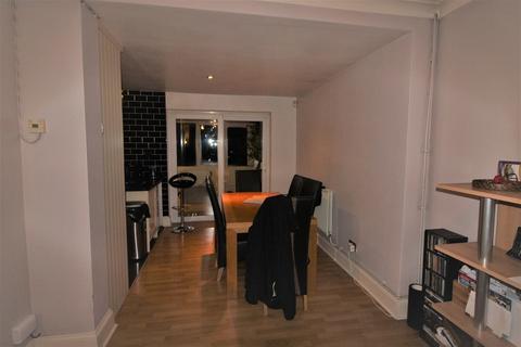 3 bedroom terraced house for sale, Allenby Road, Southall