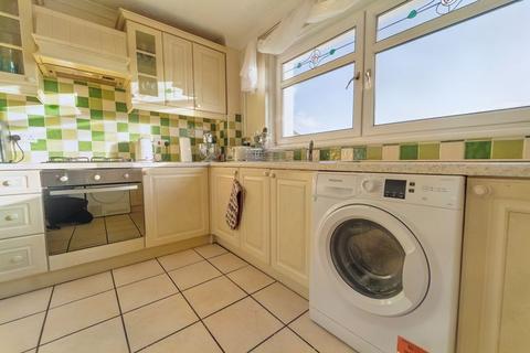9 Adams Place, Kilsyth, Glasgow, G65 0JR