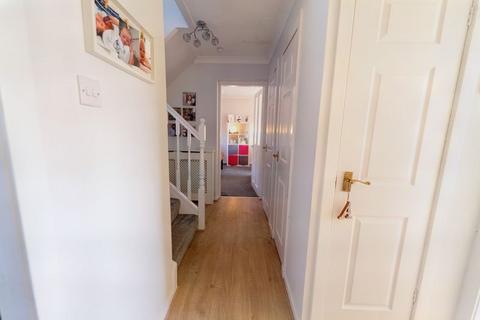 9 Adams Place, Kilsyth, Glasgow, G65 0JR