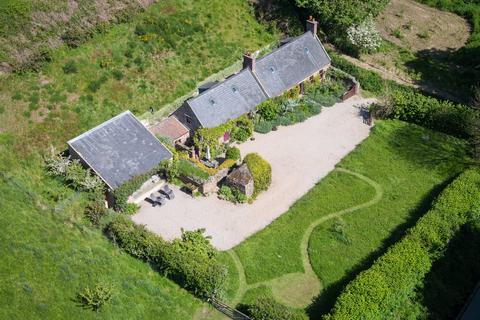 3 bedroom detached house for sale, Le Chemin Des Hougues, St. John, Jersey