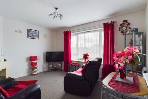 2 bedroom flat to rent, 55 High Street, Burgh le Marsh, PE24 5JR