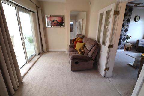 3 bedroom semi-detached house for sale - St. James's Road, Blackburn, BB1