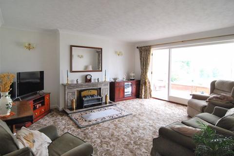 22 Byfords Road, Huntley, Gloucester, GL19 3EL