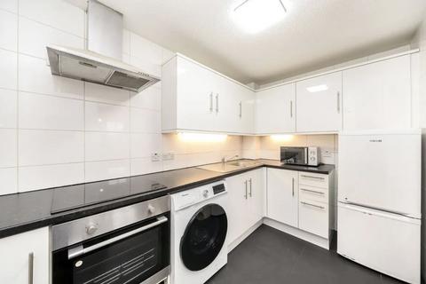 2 bedroom flat to rent, Deptford Church Street, London