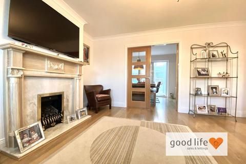 4 bedroom semi-detached house for sale - Lutterworth Road, Sunderland SR2
