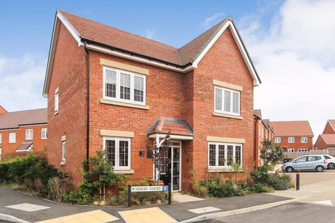 4 bedroom detached house for sale, Heron Court, Bedford MK40