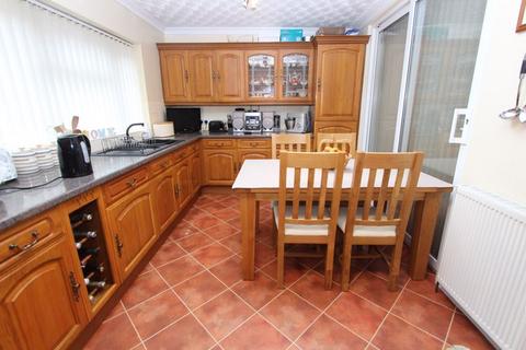 3 bedroom semi-detached house for sale, Hallchurch Road, Dudley DY2