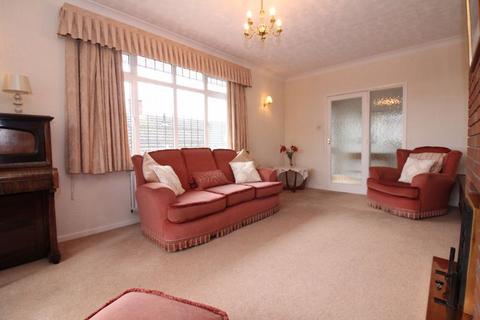 3 bedroom detached bungalow for sale, Sandhurst Grove, Stourbridge DY8