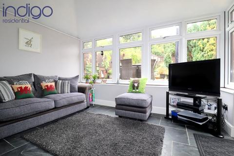 25 Lippitts Hill, Luton, LU2 7YN