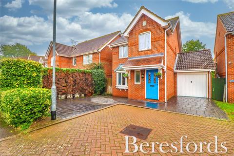 23 Poplar Close, South Ockendon, RM15 6TU