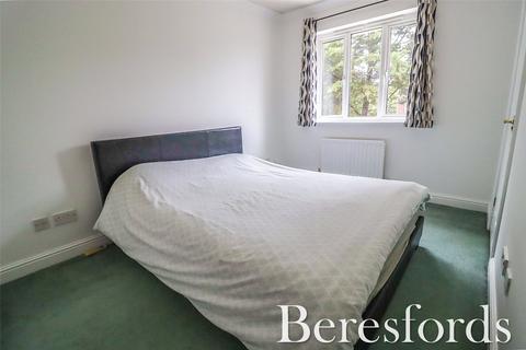 23 Poplar Close, South Ockendon, RM15 6TU