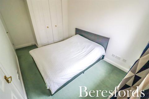 23 Poplar Close, South Ockendon, RM15 6TU