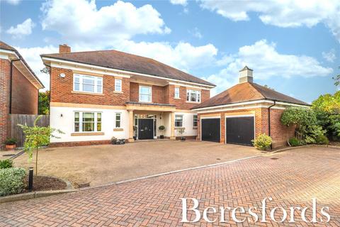 5 bedroom detached house for sale - Latham Place, Upminster, RM14