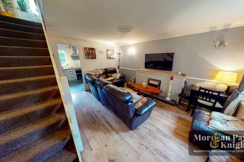 2 bedroom semi-detached house for sale - Wolverhampton WV10