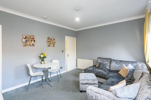 6/3 Craigentinny Road, Edinburgh, EH7 6LX