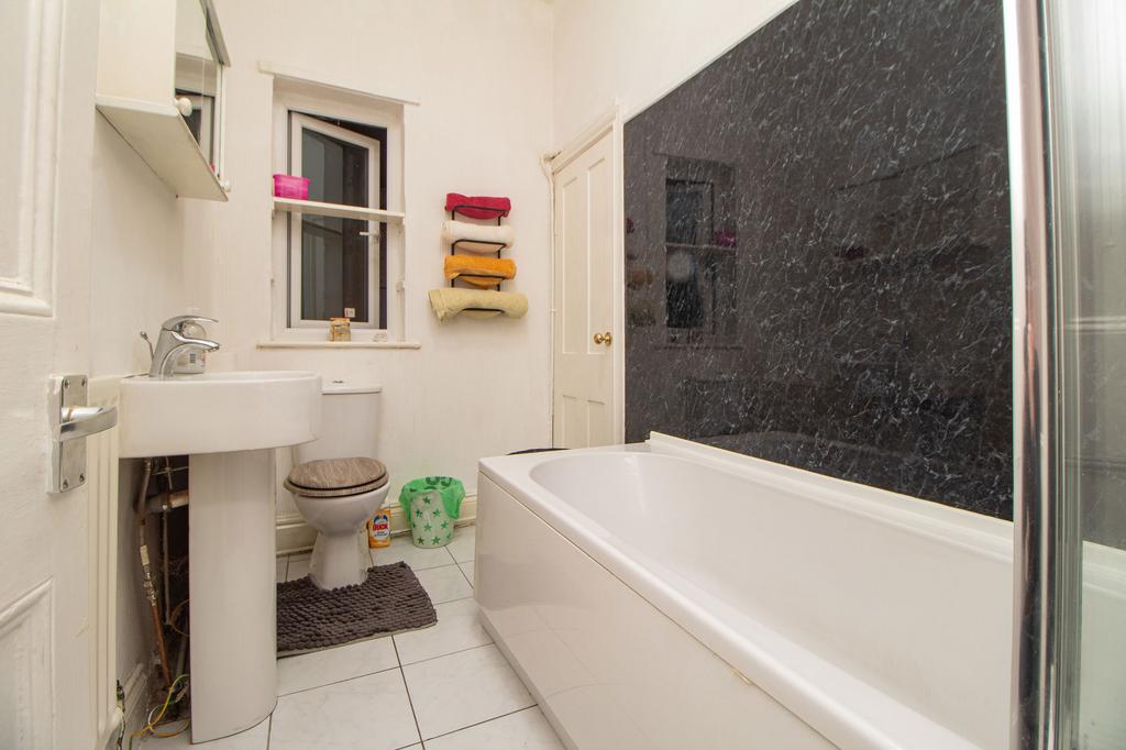 Crossley Terrace, Arthurs Hill... 2 bed terraced house for sale £145,000