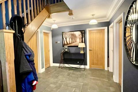116 Bramble Road, Daws Heath, Benfleet, SS7 2UR