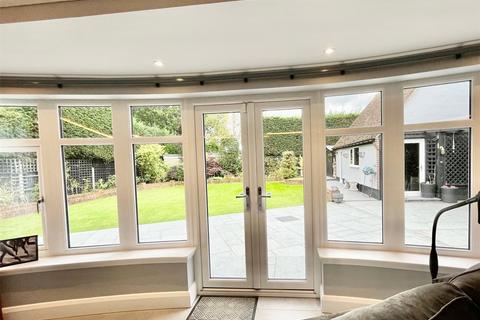 116 Bramble Road, Daws Heath, Benfleet, SS7 2UR