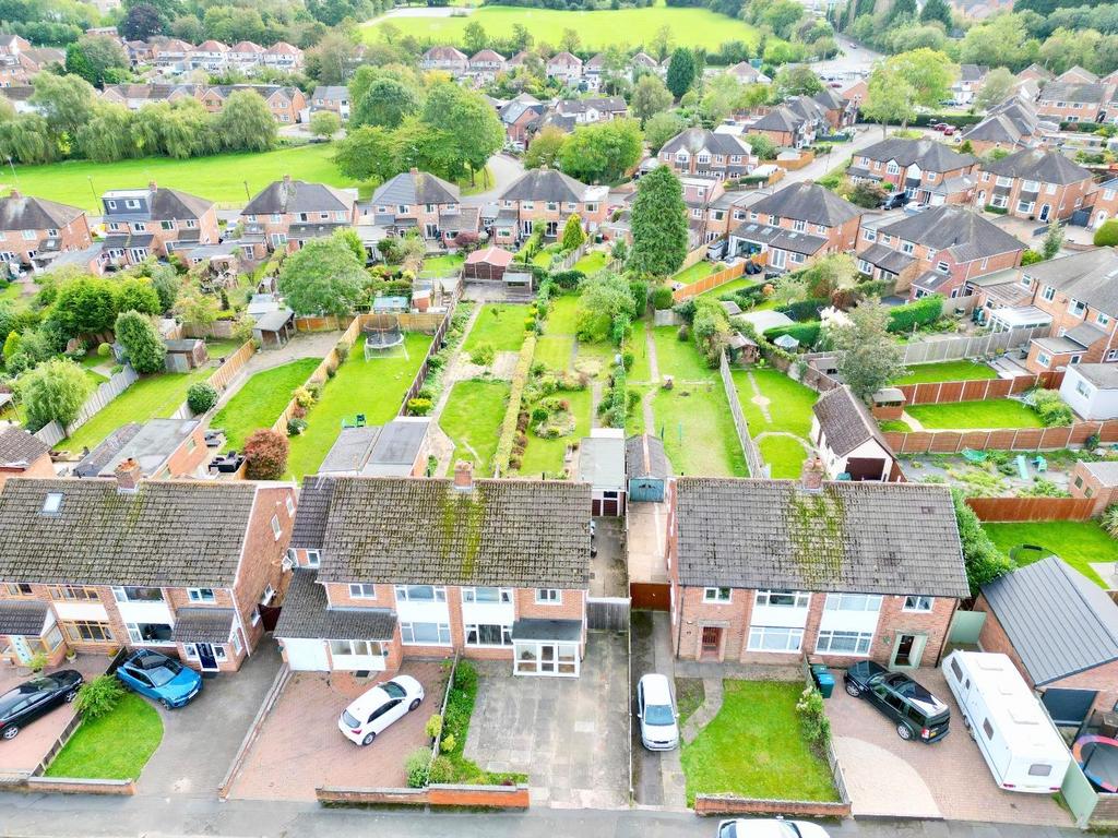 Frederick Neal Avenue, Eastern... 3 bed semidetached house £290,000