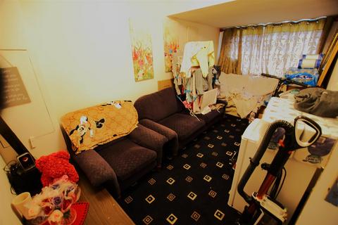 21 De Havilland Close, Hatfield, AL10 0DS