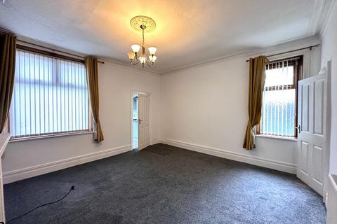 3 bedroom end of terrace house for sale, Newton Street, Burnley