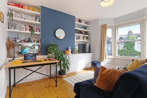 2 bedroom flat for sale, Brockley Grove, Brockley, SE4