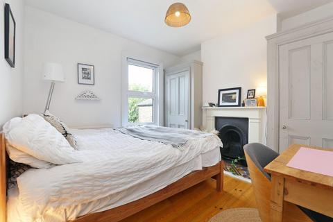 2 bedroom flat for sale, Brockley Grove, Brockley, SE4