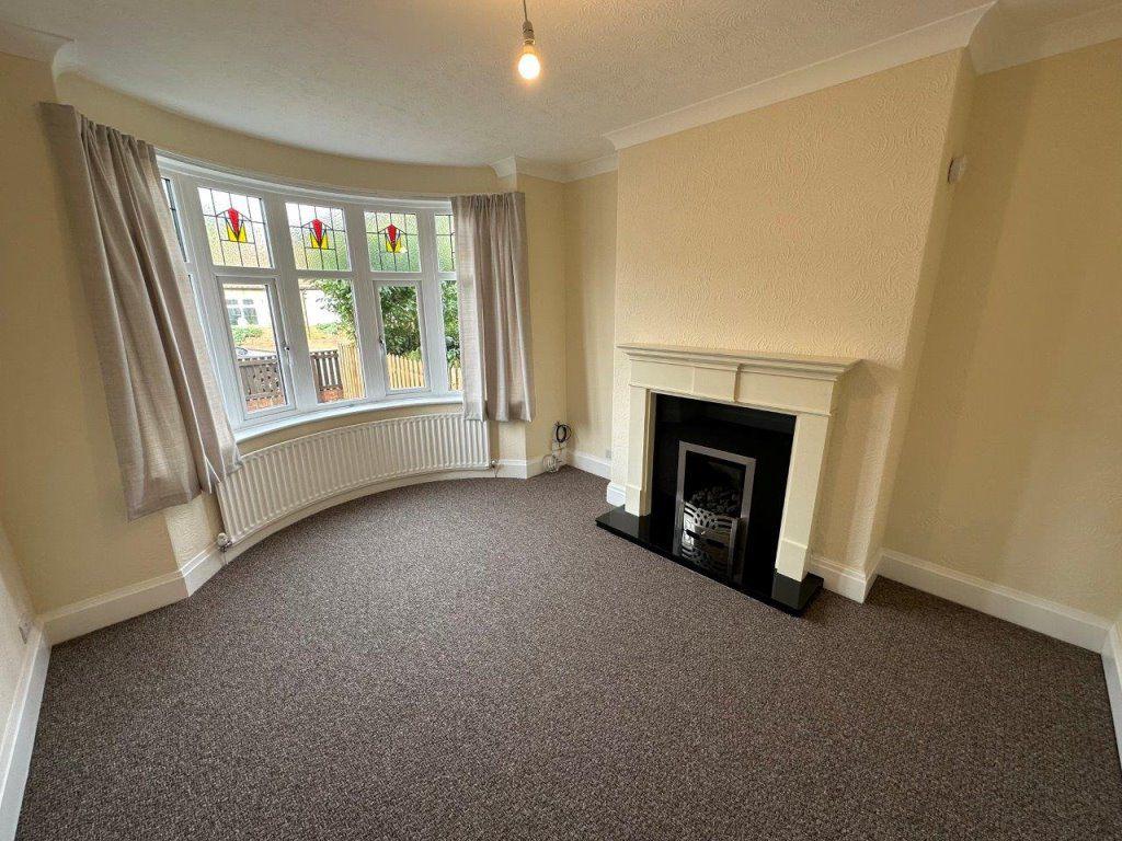 Ravensdale Road, Darlington 2 bed semidetached house £850 pcm (£196 pw)
