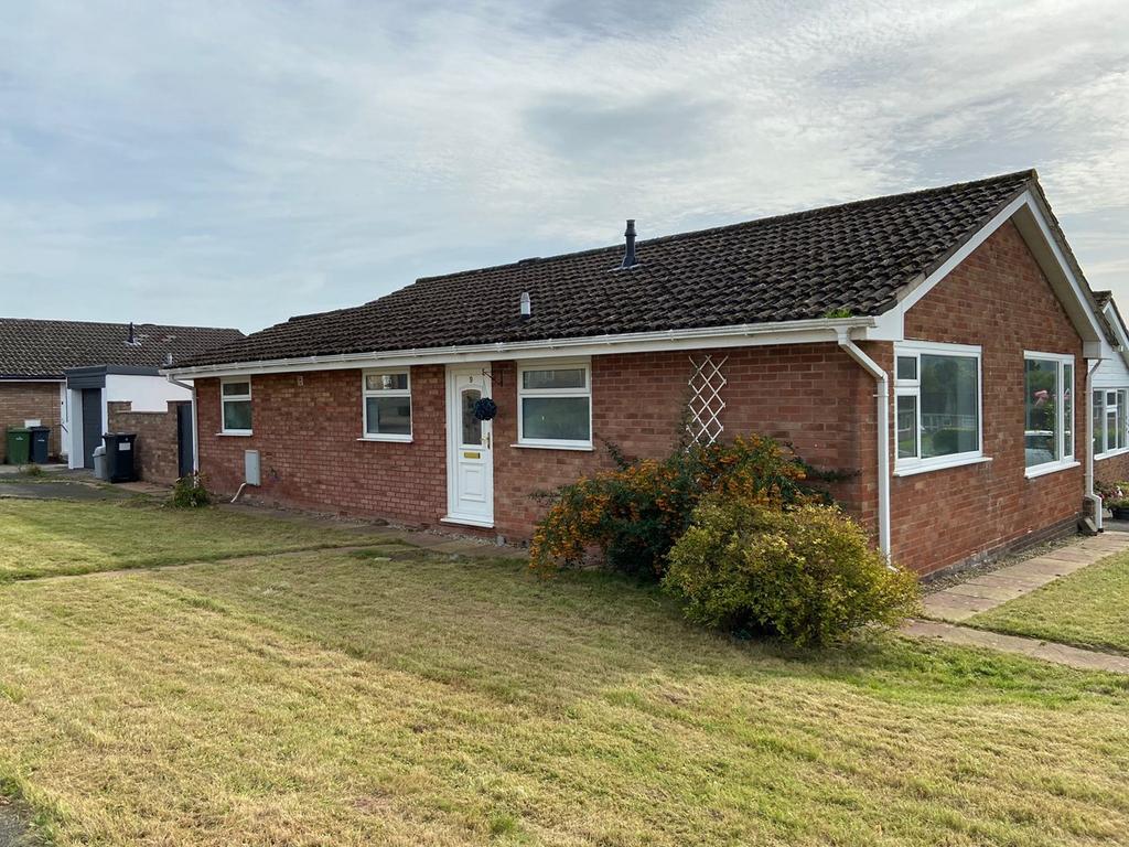 Beech Grove, Brecon, LD3 2 bed detached bungalow for sale £275,000