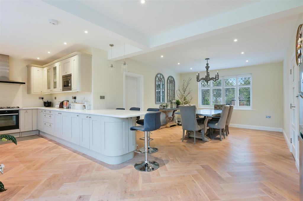 Sandy Lane, Cheam, South Cheam 6 bed house for sale £1,750,000