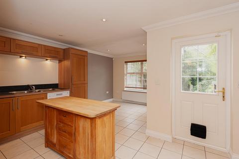 14 Cavendish Walk, Epsom, KT19 8AP