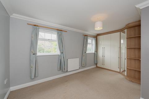 14 Cavendish Walk, Epsom, KT19 8AP