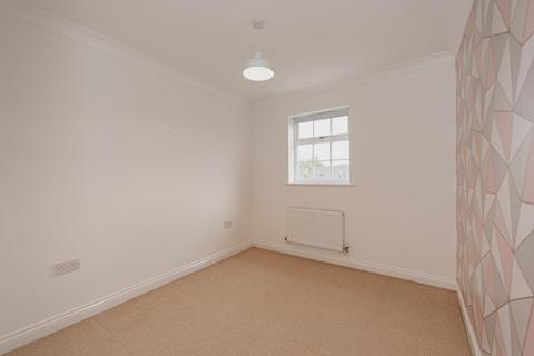 14 Cavendish Walk, Epsom, KT19 8AP