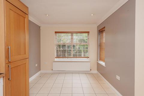 14 Cavendish Walk, Epsom, KT19 8AP