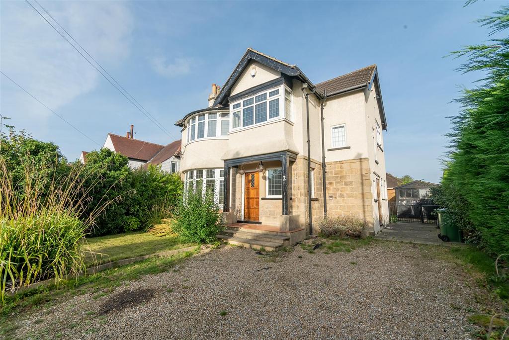 Southfield Drive, Leeds 4 bed detached house for sale £600,000