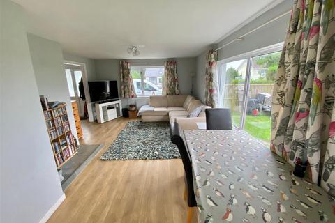 3 bedroom detached bungalow for sale, Thomas Chapel, Begelly, Kilgetty