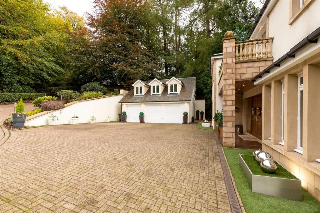 Triple Garage