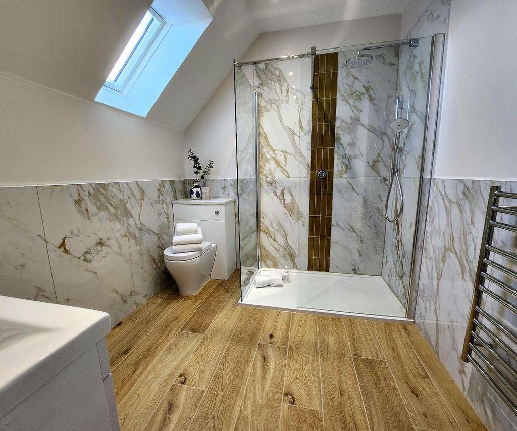Ensuite